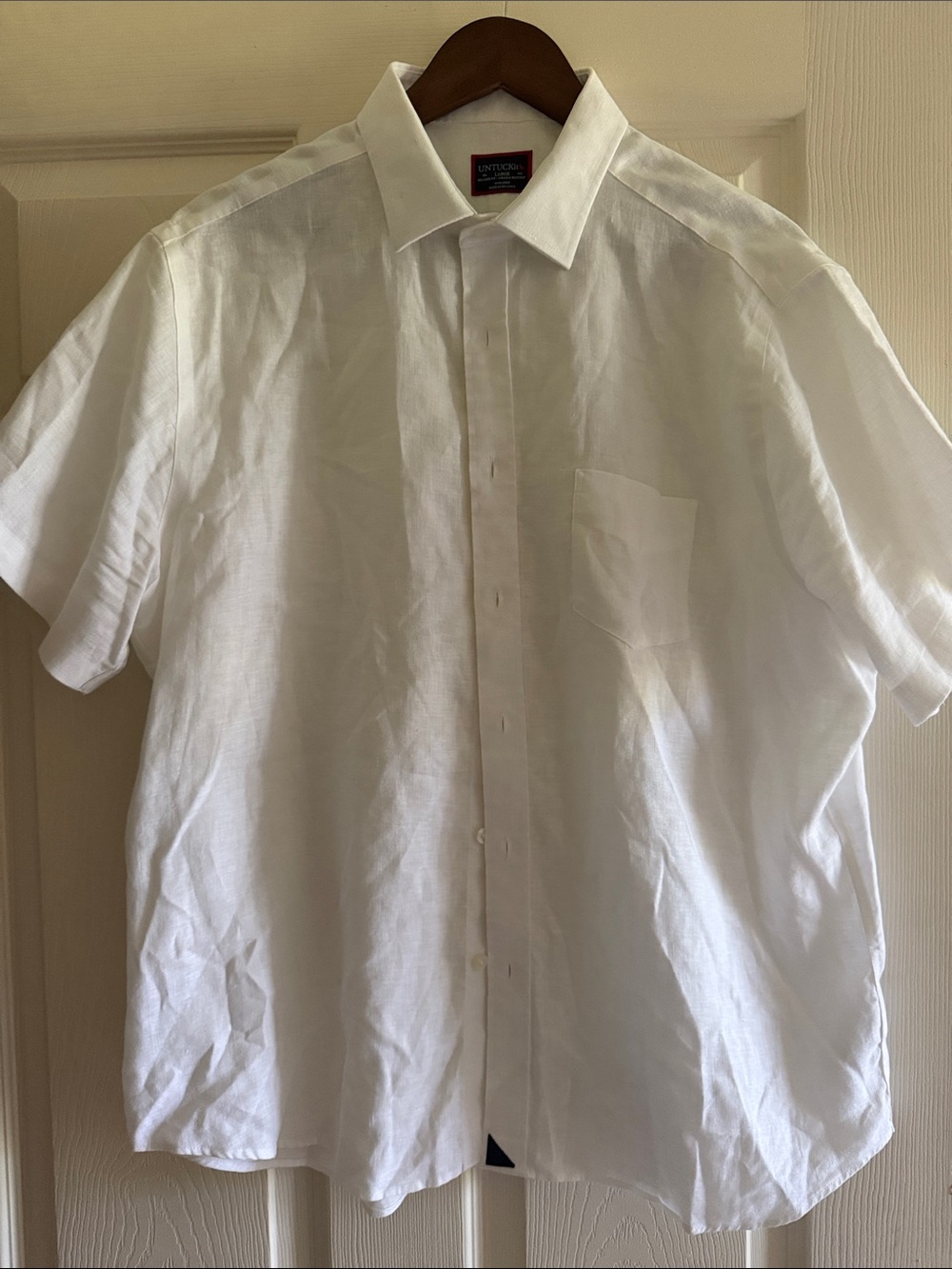 UNTUCKit White Short-Sleeve Button-Down Shirt NWOT